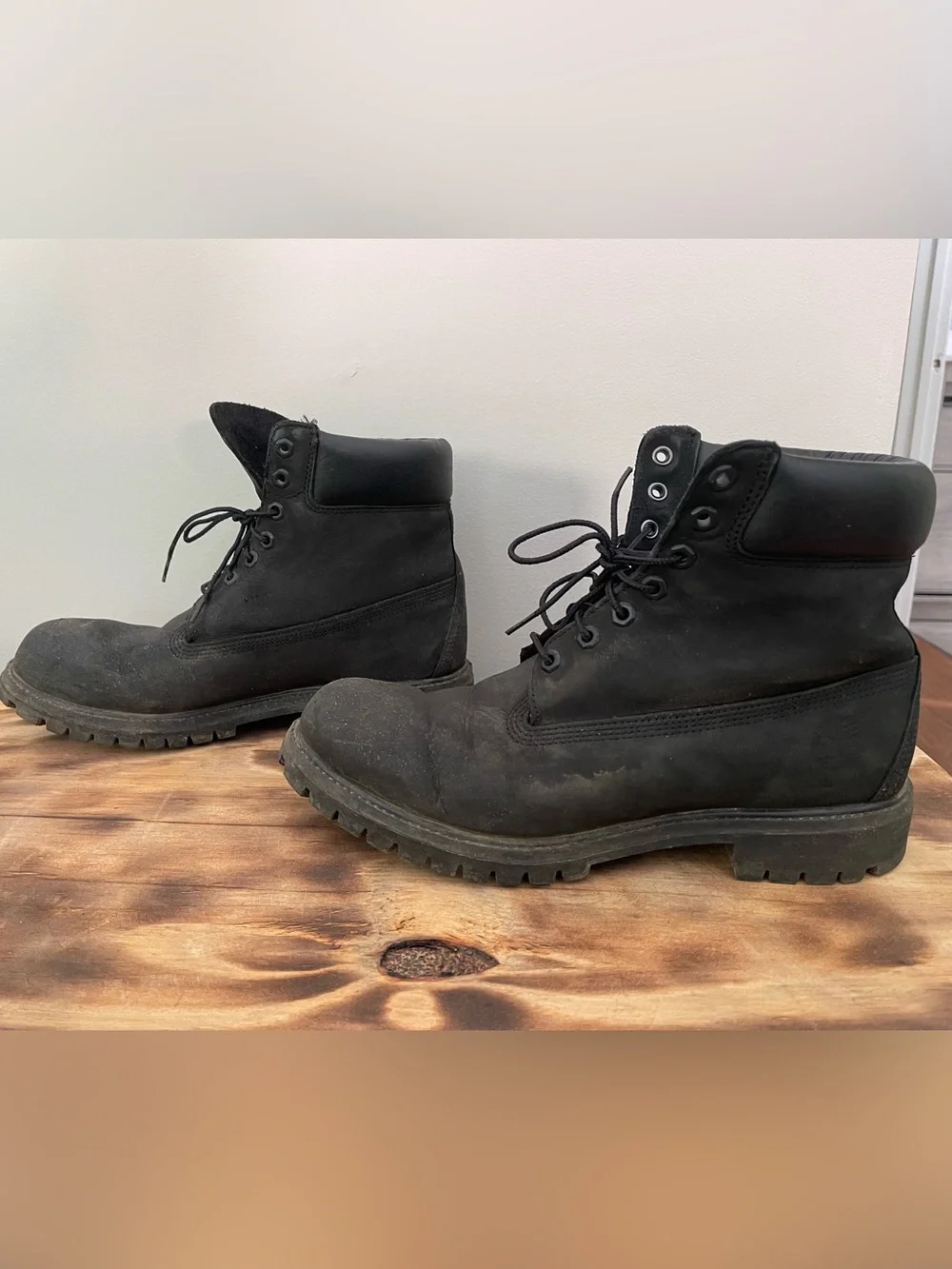 Black Men's Timberland Work Boots - Durable Lace-Up Style Size 11